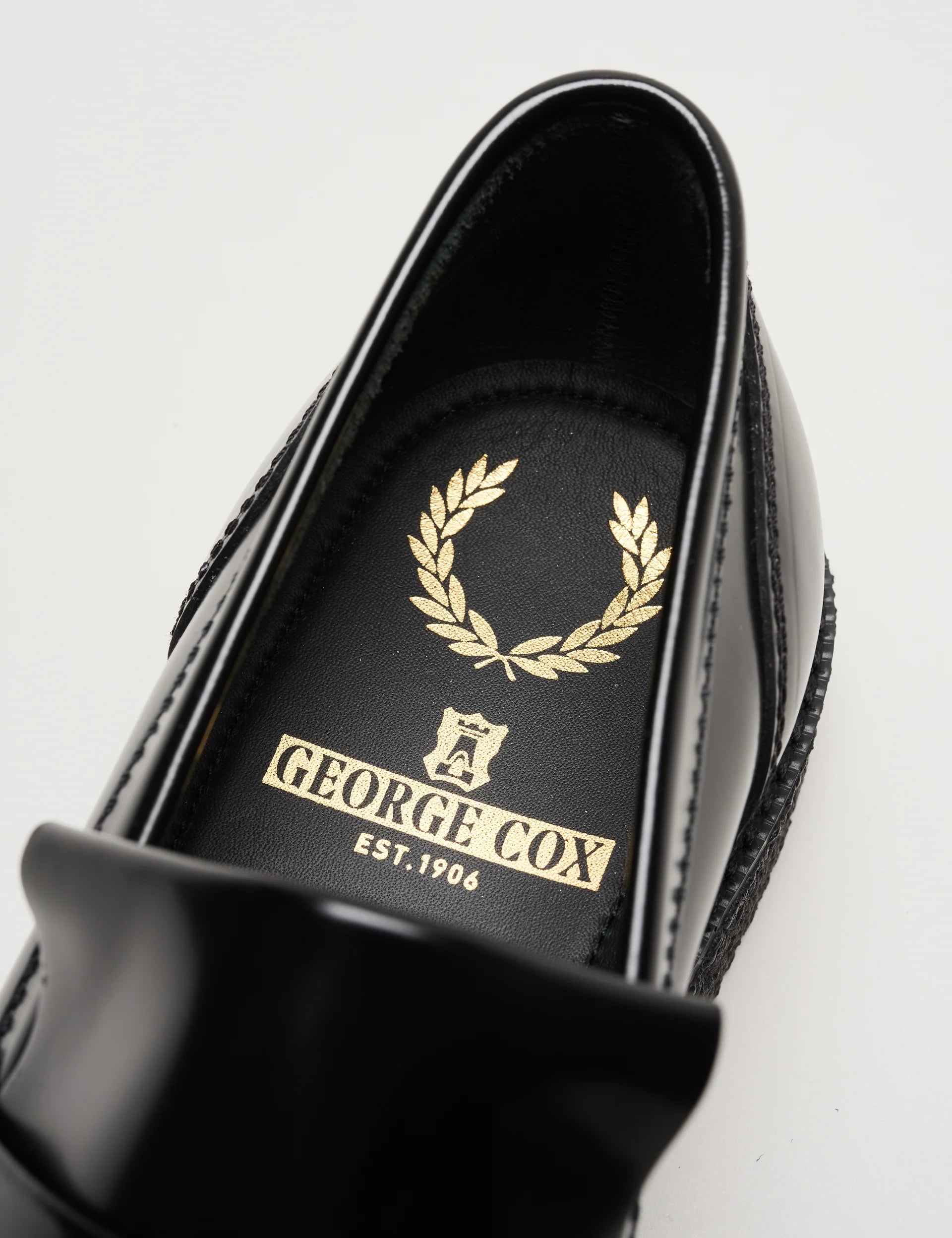 FRED PERRY GEORGE COX TASSEL LOAFER BLACK