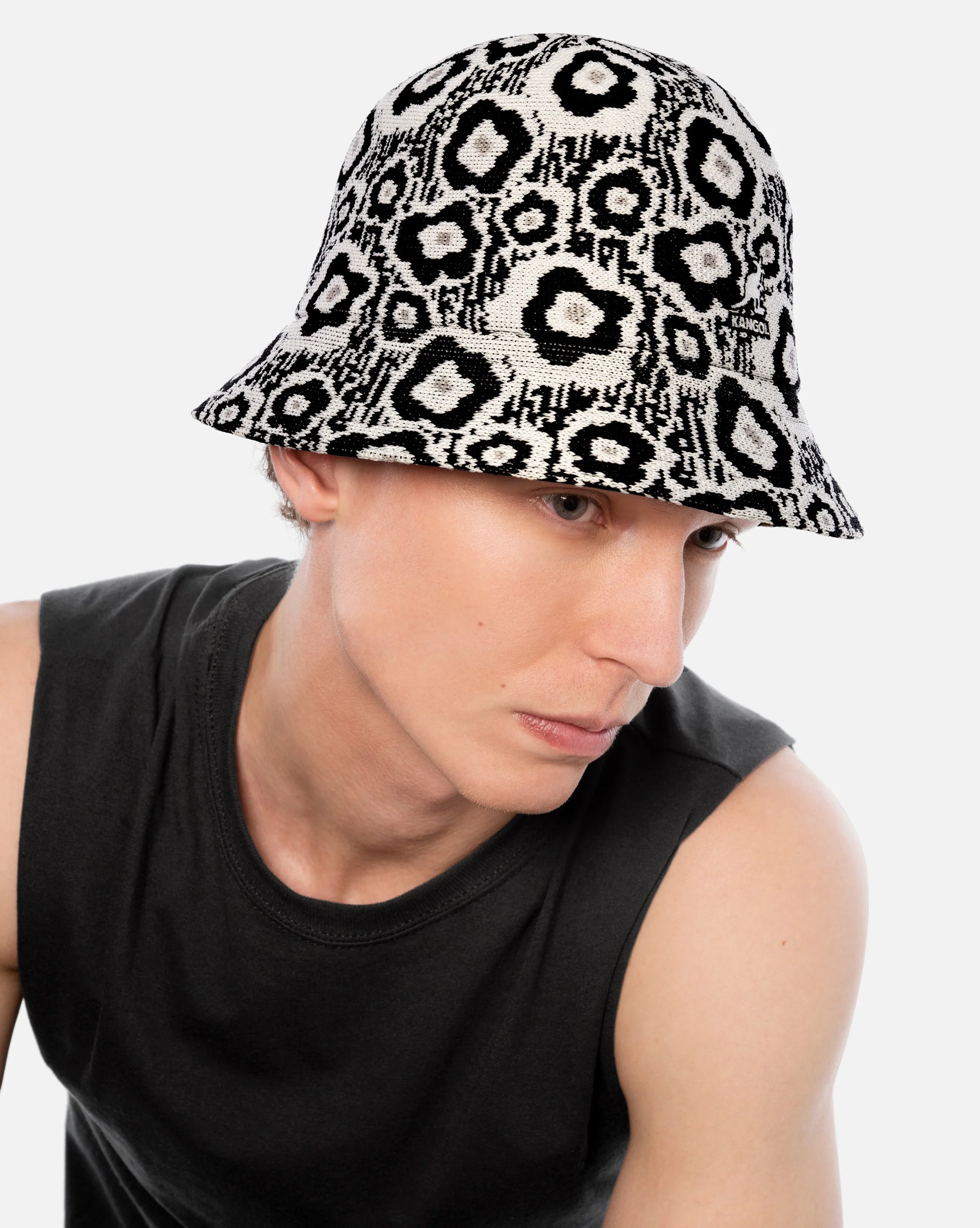 KANGOL RETRO FLOWER CASUAL BLACK