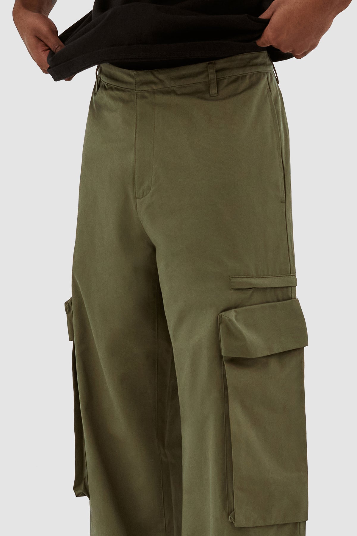 ARTE PARK POCKET PANTS DARK GREEN