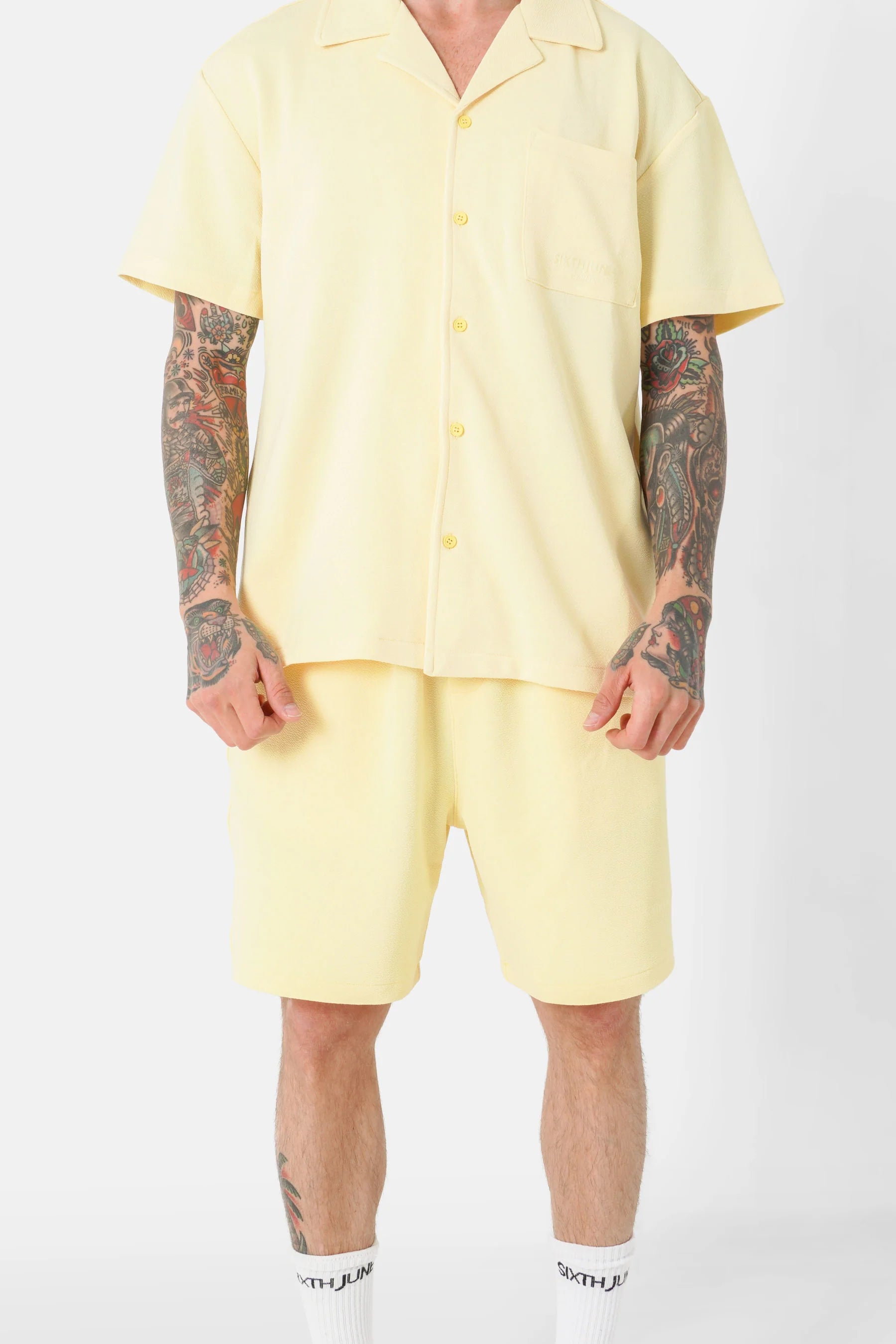 SIXTH JUNE CREPE FABRIC SS SHORT YELLOW